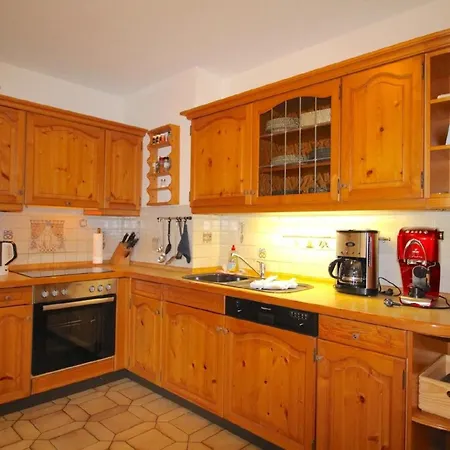 Mit Garten In Partenkirchen Апартаменты *